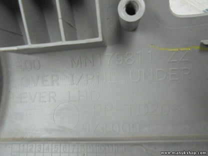 überlagern Konsolen Mitsubishi L200 2.5 DI-D CD MN179811ZZ MN179811 ZZ