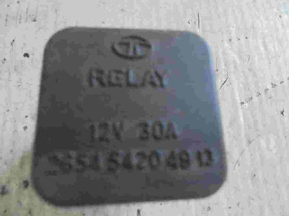Relais / Tata 265454204913 12V 30A