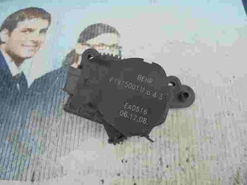 Stellmotor Heizung  Peugeot 3008 Citroen C5 P1975001U BEHR EAD516
