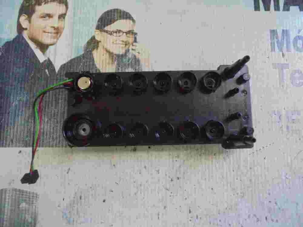 Bauteil für die Pumpe Mercedes R230 SL500 SL55 2308000048 0132006363