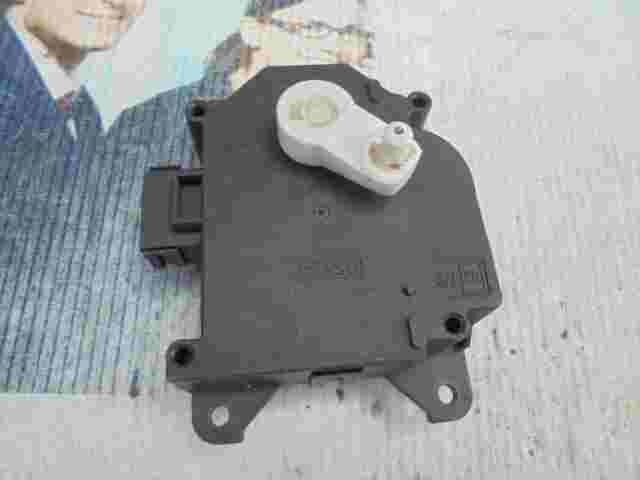 Stellmotor Heizung Mazda RX Honda Accord 1138002340 DENSO 12V 10F2560