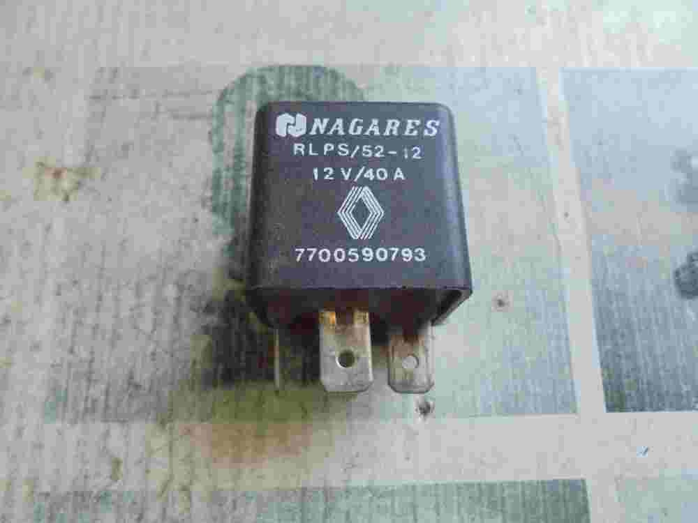 Relais Renault 7700590793 NAGARES RLPS/52-12 12V/40A