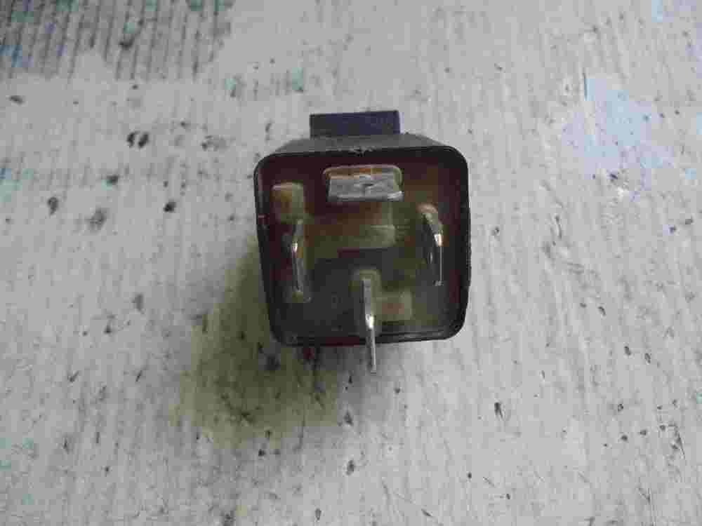 Relais Suzuki Vitara Samurai Santana 3185086CB0 31850 86CB0 NAGARES 12V