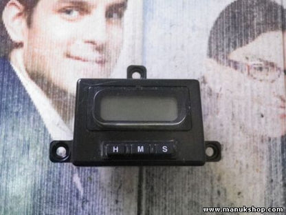 Uhr Digitaluhr Ssangyong Actyon Kyron 200 Xdi 4WD 8111031000 81110-31000