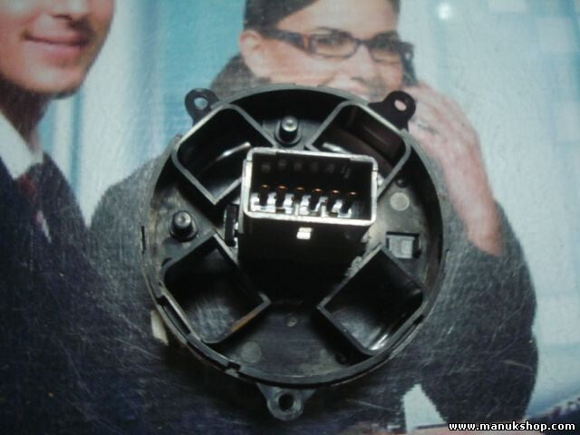 Warnblinkschalter SsangYong Kyron 8520109010 85201-09010