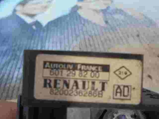 Airbagsensor Airbagsteuergerät Megane 8200236286B AD 8200236286BAD 601298200
