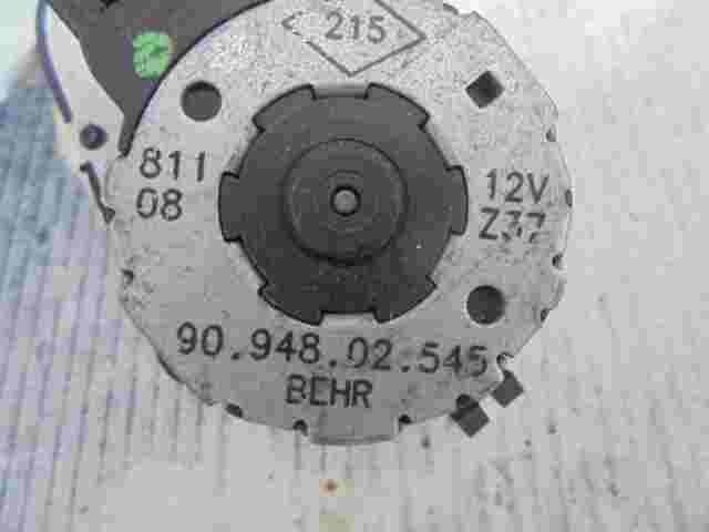 Stellmotor Heizung Renault Laguna 9094802545 90.948.02.545 BEHR 81108 12V Z37