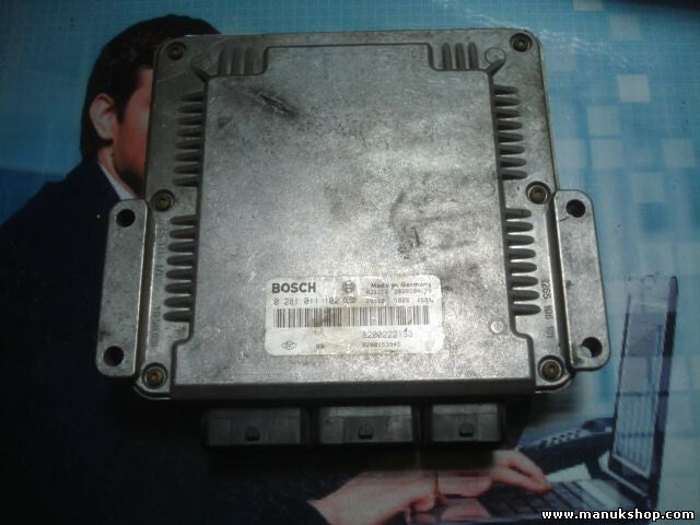 Motorsteuergerät Renault Megane Clio 8200222133 8200153945 1039S00273 0281011102