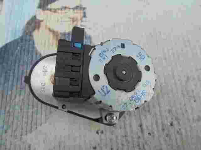 Stellmotor Heizung BMW E38 E46 8 391 374 8391374