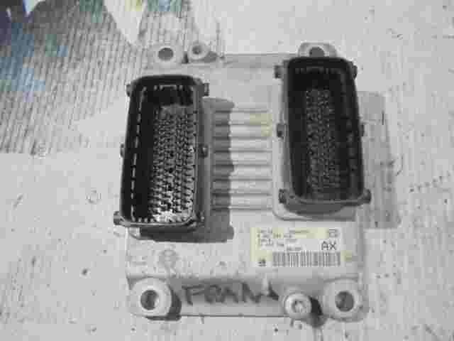 Motorsteuergerät Opel Corsa C 1.2 GM 24443796 AX BOSCH 0261207423 2593