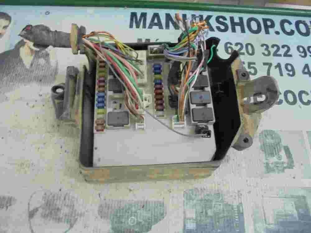 Sicherungskasten Renault Modus Clio 3 III 233293C 233 293C