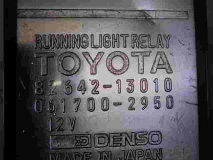 Blinker relais Toyota Land Cruiser 8264213010 82642-13010 DENSO 0617002950