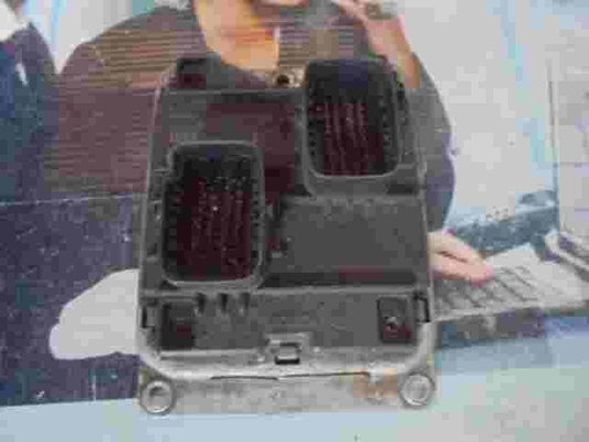 Motorsteuergerät Alfa Romeo 166 00467395200 467395200 0261204733 1037359653