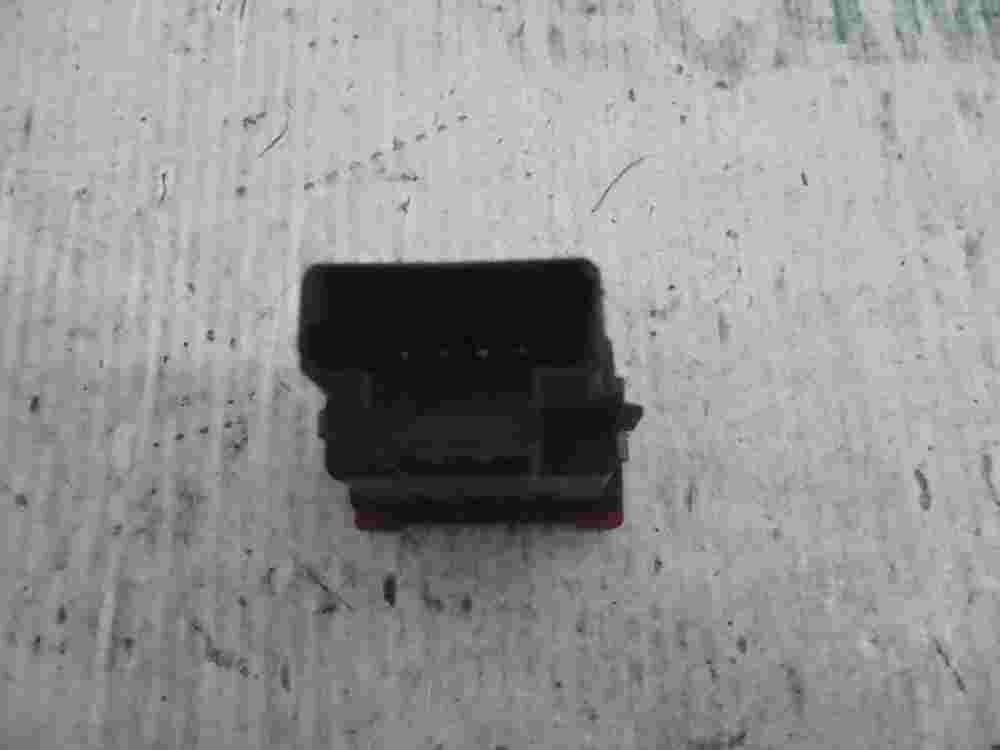 Warnblinkschalter Iveco Daily 69501526