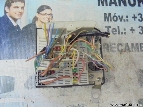 Sicherungskasten Renault Megane N2 USMC-PFT 519158075 8200481866F 8200481866-F
