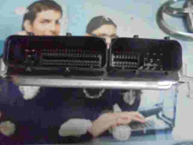 Motorsteuergerät VW Sharan 038906019CG DIESEL EDC15P 1366 BOSCH 0281010405