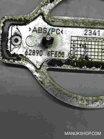 Emblem  Nissan 100NX 6589061Y00 65890-61Y00