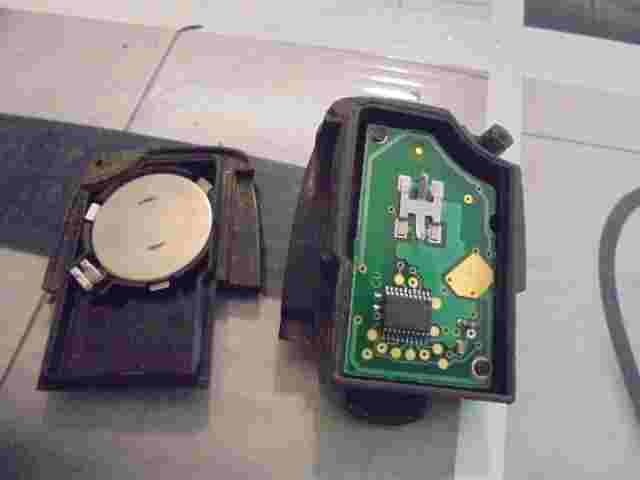 Funkfernbedienung Schlüssel Gehäuse Skoda 1J0959753AA 1JO959753AA HELLA 433 MHZ