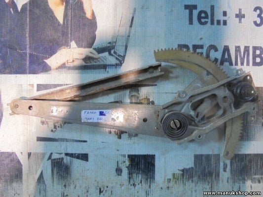 Fensterheber hinten Links  Nissan Patrol Station Wagon w160 W260 8273106J05