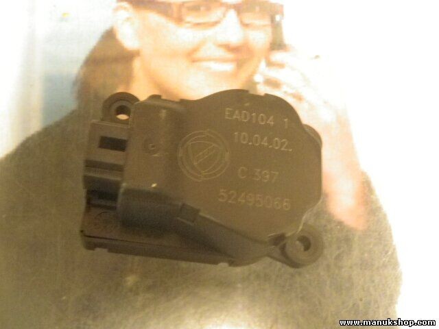 Stellmotor Heizung Alfa Romeo 147 156 52495066 EAD104 C 397