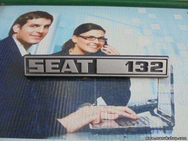 Emblem Logo SEAT 132