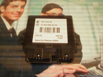 Steuergerät Alarm Mercedes-Benz ML 320 (W163) A1635452232 05372500
