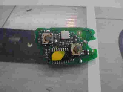 Funkfernbedienung Schlüssel Gehäuse Peugeot 106 206 306 E15C101F 9924 92478603