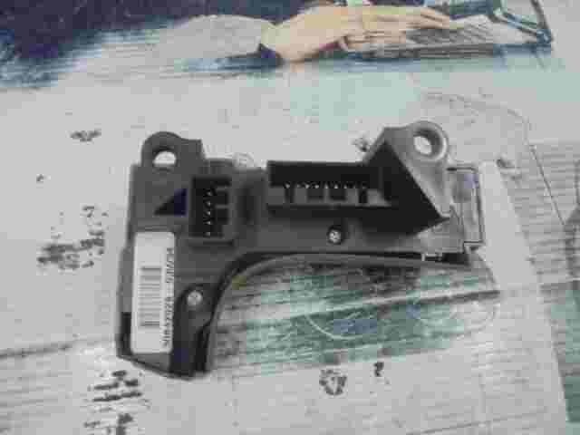 Multifunktionsschalter Lenkradfernbedienung Radio Volvo S80 V70 30642028 -03W34