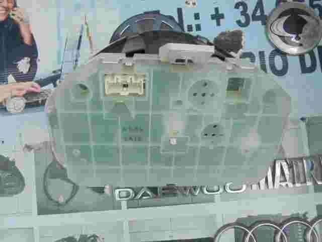 Kombiinstrument Tacho   Mazda 2 DVDP75 DV DP75 D01J55430 D01J55430K9001