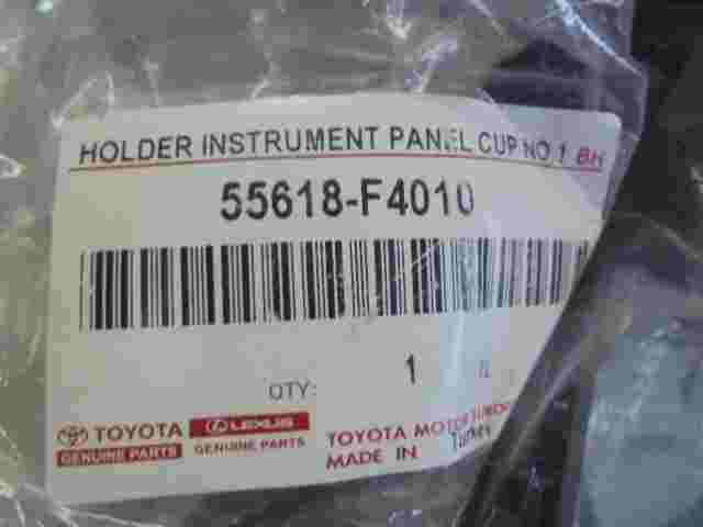 Getränkehalter  Toyota C-HR 55618F4010 55618-F4010