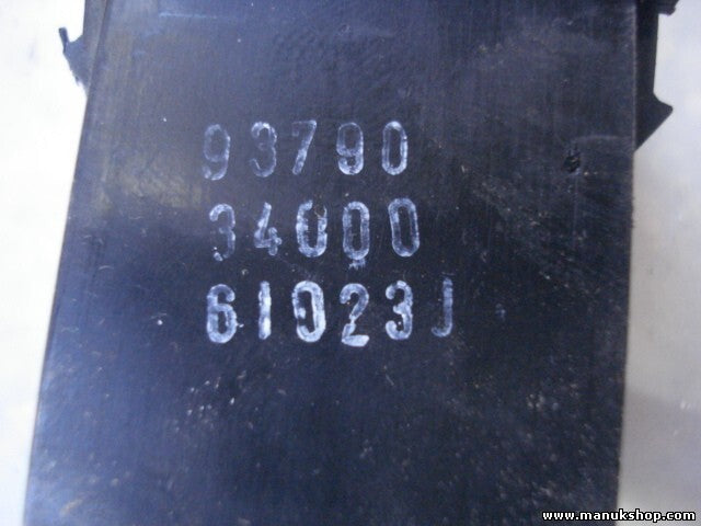 Warnblinkschalter Hyundai Sonata 9379034000 93790 34000 864W0111