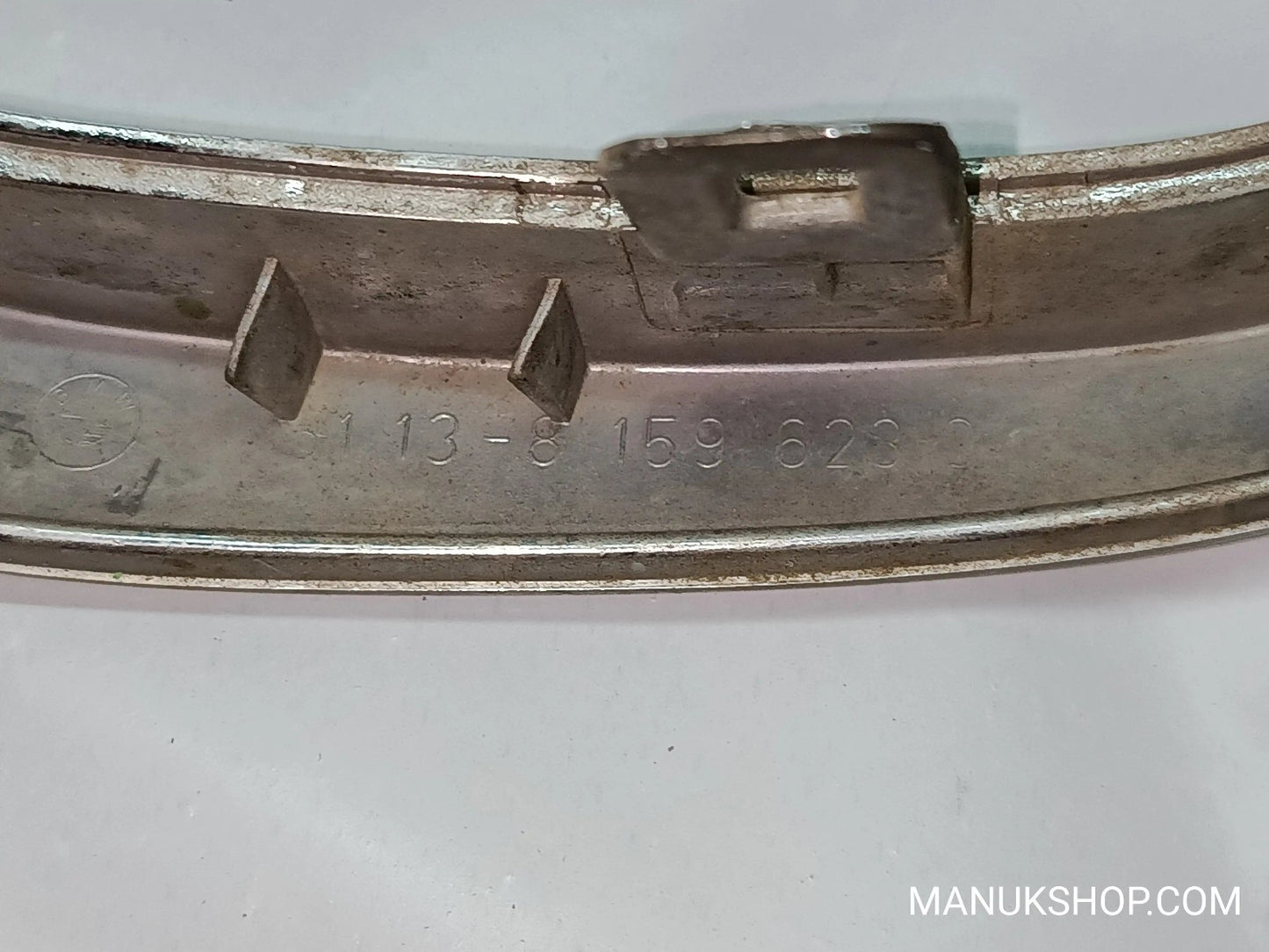 Lüftungsgitter vorne links Stoßstange BMW E39 511381596230 51 13 8 159 623 0