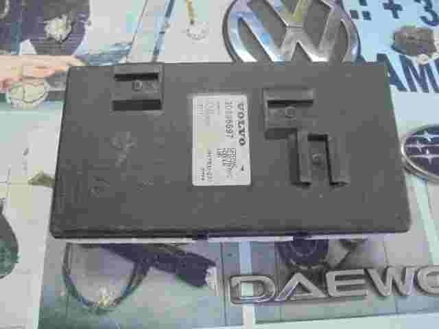 Steuergerät Zentralelektronik Volvo S40 00W48 30896697 SW30896751 3817900210