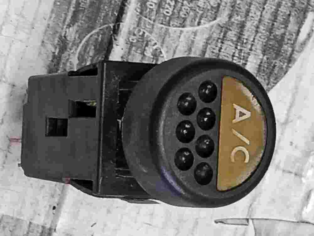 Schalter Klimaanlage Klima A/C Peugeot 205 ROS 444 8L 4/2