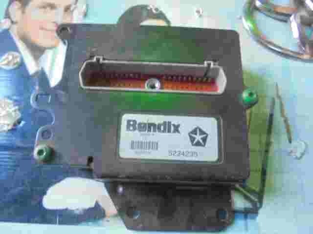 Steuergerät ABS Chrysler Dodge Daytona 5234235 Bendix 2820913 CC
