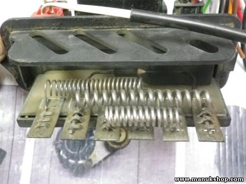 Widerstand Heizung Renault Twingo C06 52459275 52 459 275 GKR 9140010060
