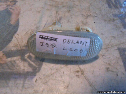 Seitenblinker Blinker Kotflügel links Mitsubishi L200 016534 MR574781 HBA28