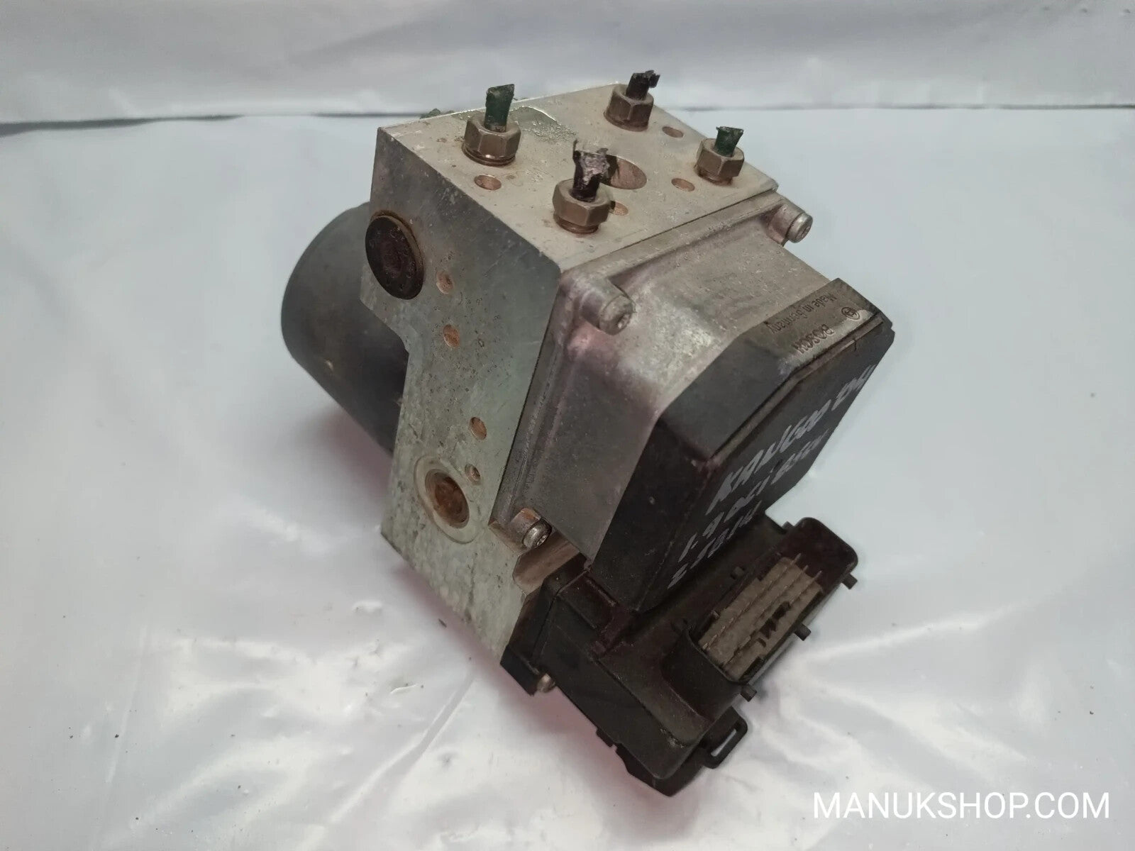 ABS Renault Kangoo  8200169058 0265220666 0273004661 BOSCH 0 273 004 661 