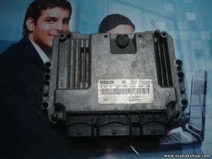 Motorsteuergerät Renault Megane 1.9 8200305678 8200269879 0281011275 1039S02073