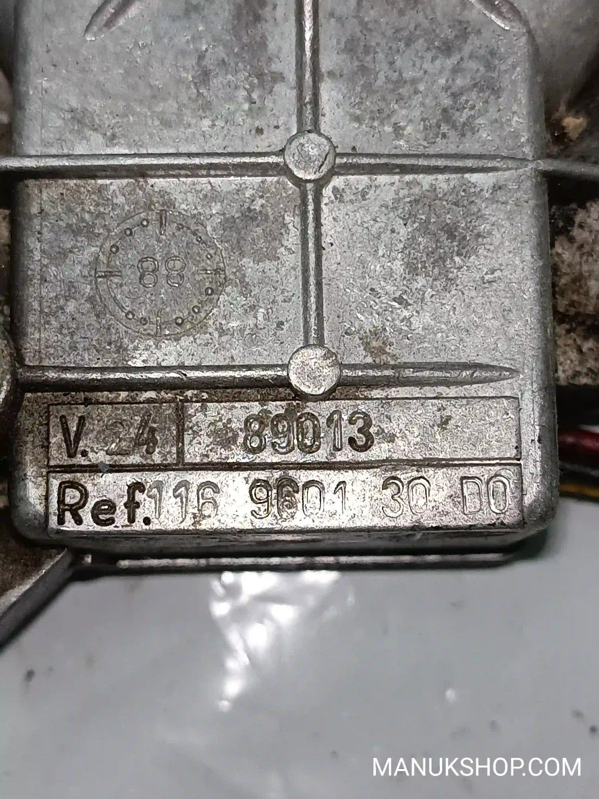 Heckwischermotor wischermotor Nissan Patrol  2489013  116960130D0 116.9601.30 D0