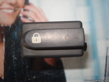 ZV Zentralverriegelungsschalter Renault Laguna 2648802 060035B 205016H 2050