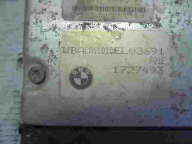 Motorsteuergerät BMW E36 316 1.6 1727493 1 727 493 BOSCH 0261200522