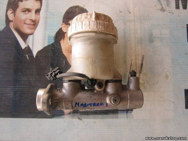 Hauptbremszylinder Mitsubishi Montero Pajero 2.5 TD V20/V40 05.91 - 12.97 NABCO