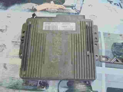 Motorsteuergerät Renault Megane 7700114019 7700115469 SIEMENS S110601001E