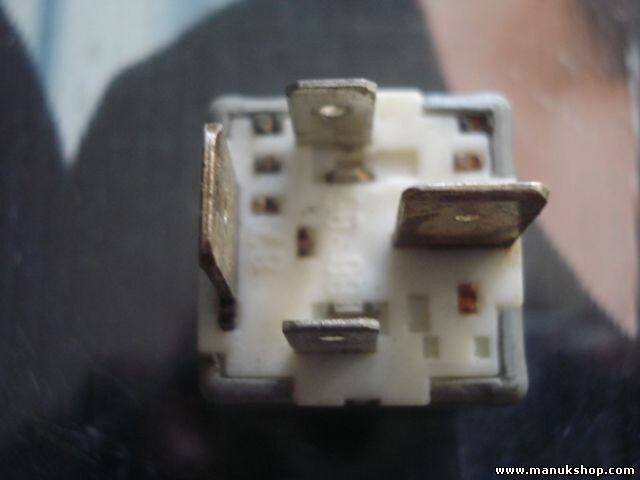 Relais Nebelscheinwerfer Audi VW Volkswagen T4 Golf Passat 443951253J Nr.213