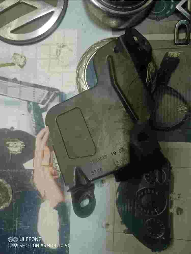 ABS halterung Renault Laguna 8200808145 8200001333 721050201 721040201 721034501