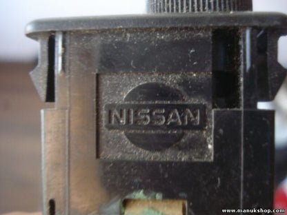 Leuchtweitenregelung Schalter Nissan Prairie Pro (M11)