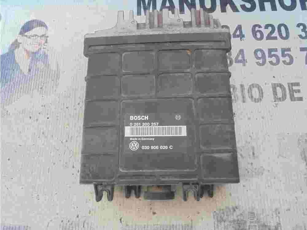 Motorsteuergerät VW Volkswagen Golf 3 III 030906026C BOSCH 0261200257