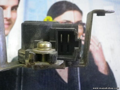 Stellmotor Zentralverriegelung Tür rechts hinten Mitsubishi Pajero MB669754