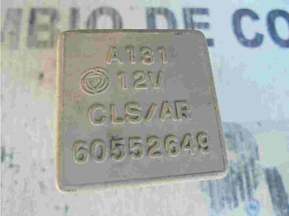 Relais  Alfa Romeo 164 60552649 CLS/AR A131 12V